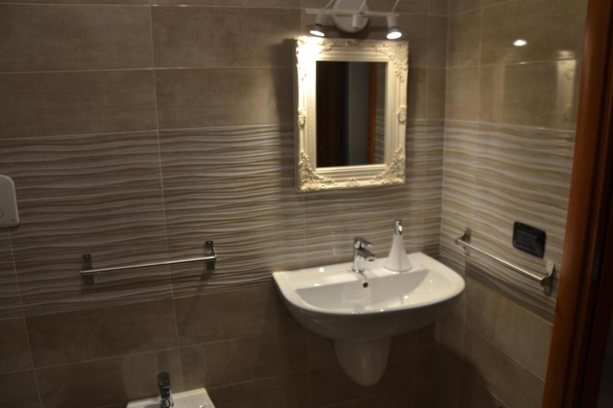 Hotel Residenze Principe Amedeo Bari Exterior foto